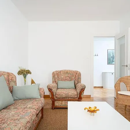 Myhousespain - Céntrico Piso En Apartamento *